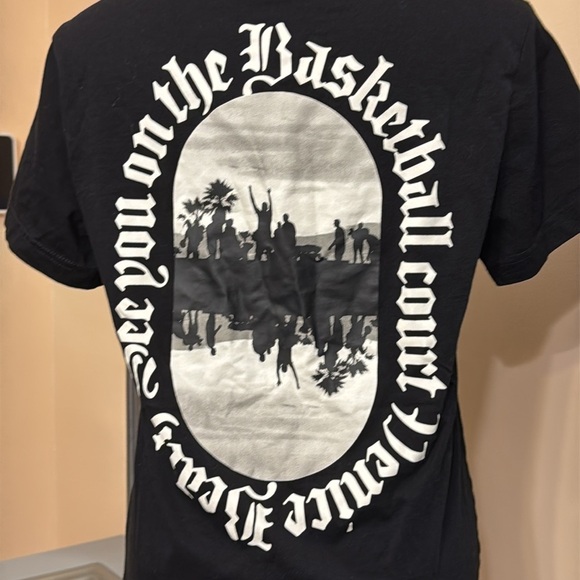 H&M See you on the basketball court Venice beach graphic tee men’s small - Picture 3 of 7